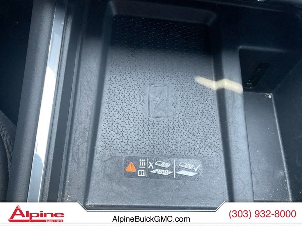 Used 2024 GMC Acadia Elevation AWD/4WD image 16