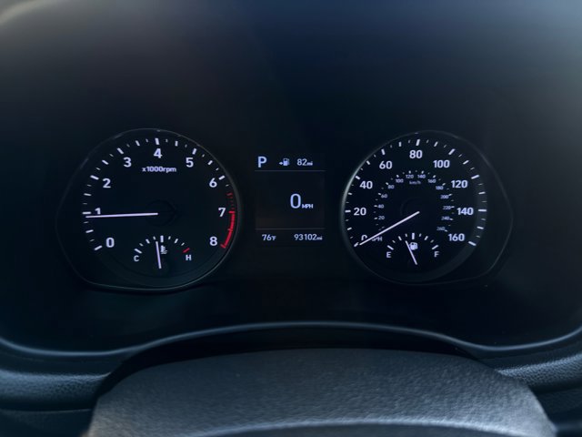 Used 2019 Hyundai Elantra GT FWD image 17