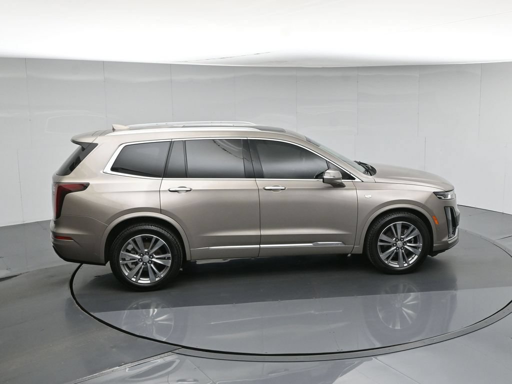 Used 2022 Cadillac XT6 Premium Luxury w/ Technology Package FWD image 48