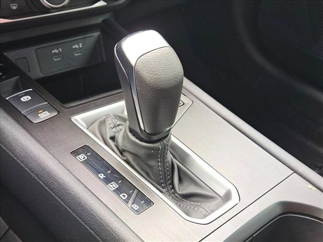 Used 2025 Nissan Kicks SV image 14