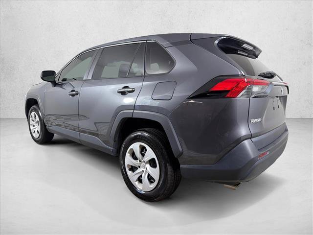 Used 2024 Toyota RAV4 LE AWD/4WD image 5
