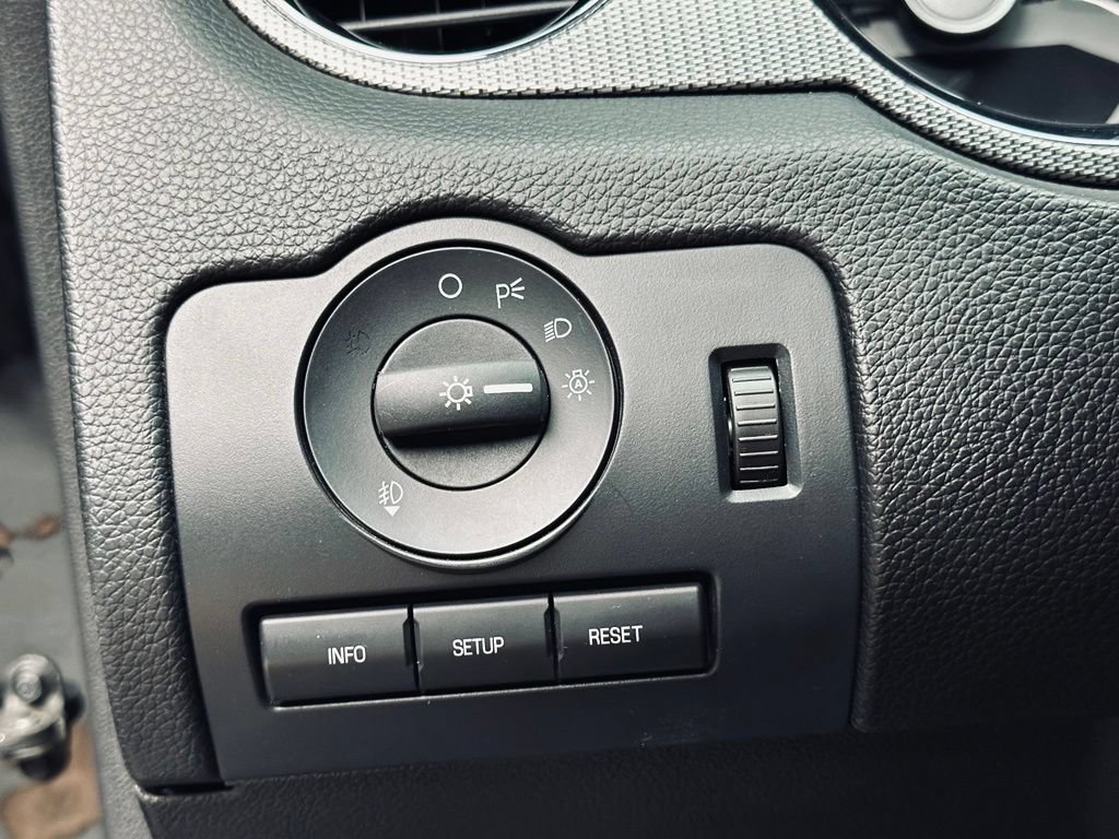 Used 2012 Ford Mustang GT w/ Electronics Pkg RWD image 27