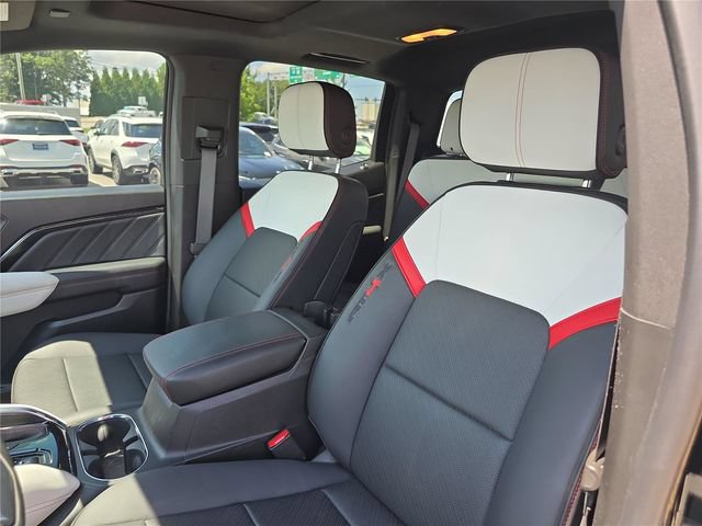Used 2024 GMC Canyon AT4X AWD/4WD image 21