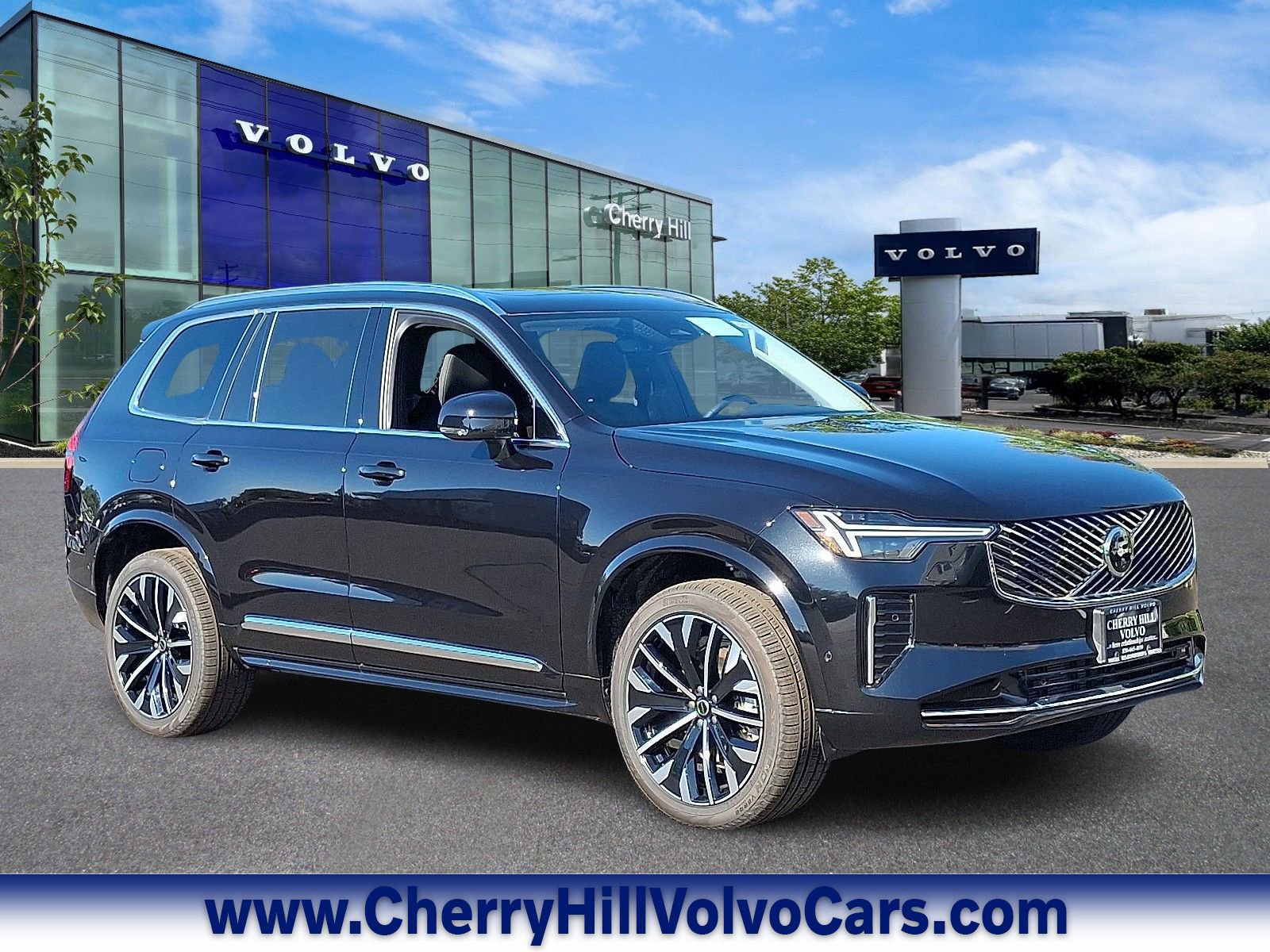 New 2025 Volvo XC90 B6 Plus