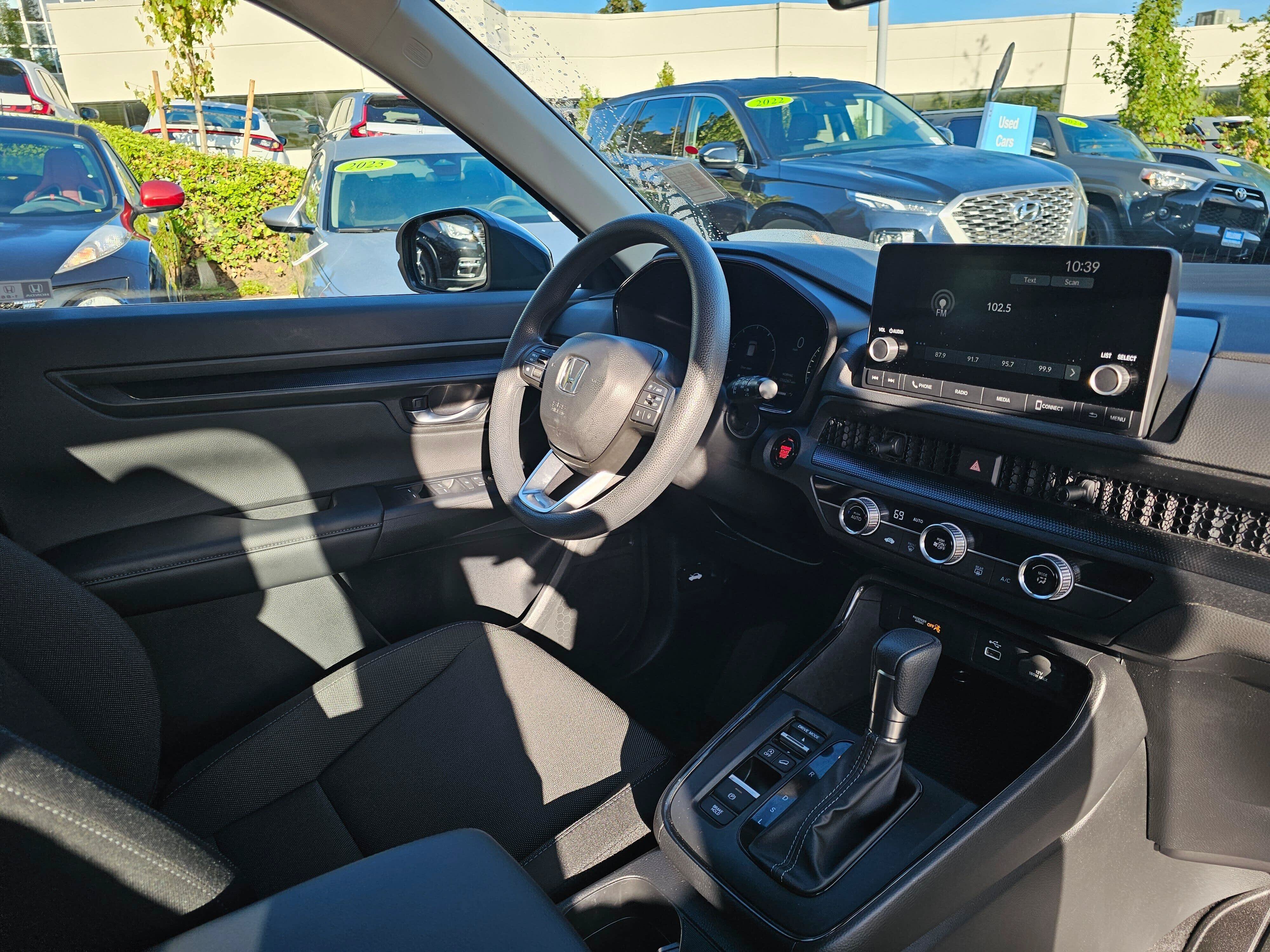 Used 2024 Honda CR-V LX image 10