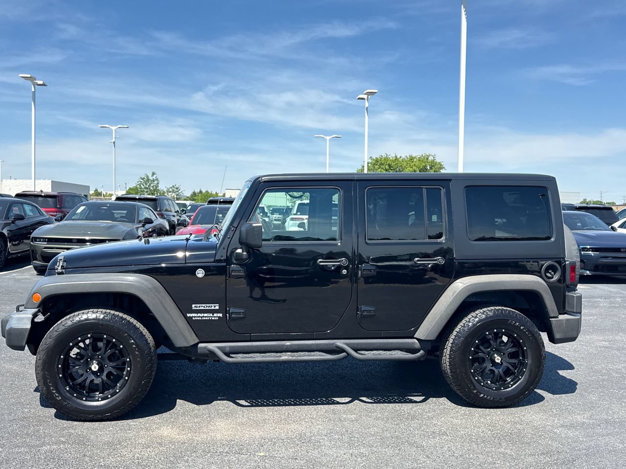 Used 2017 Jeep Wrangler Unlimited Sport w/ Quick Order Package 24S AWD/4WD image 5