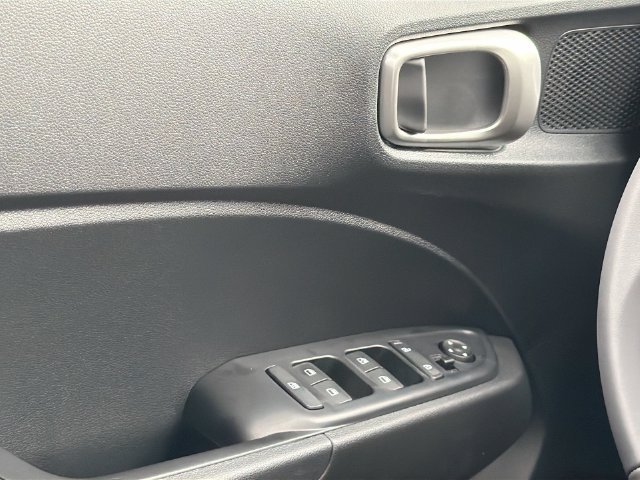 New 2026 Hyundai Venue SEL FWD image 24