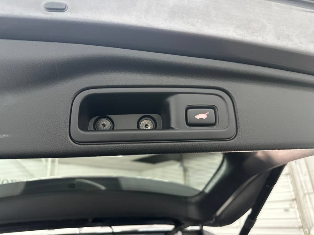 Used 2018 Honda Pilot Elite image 31