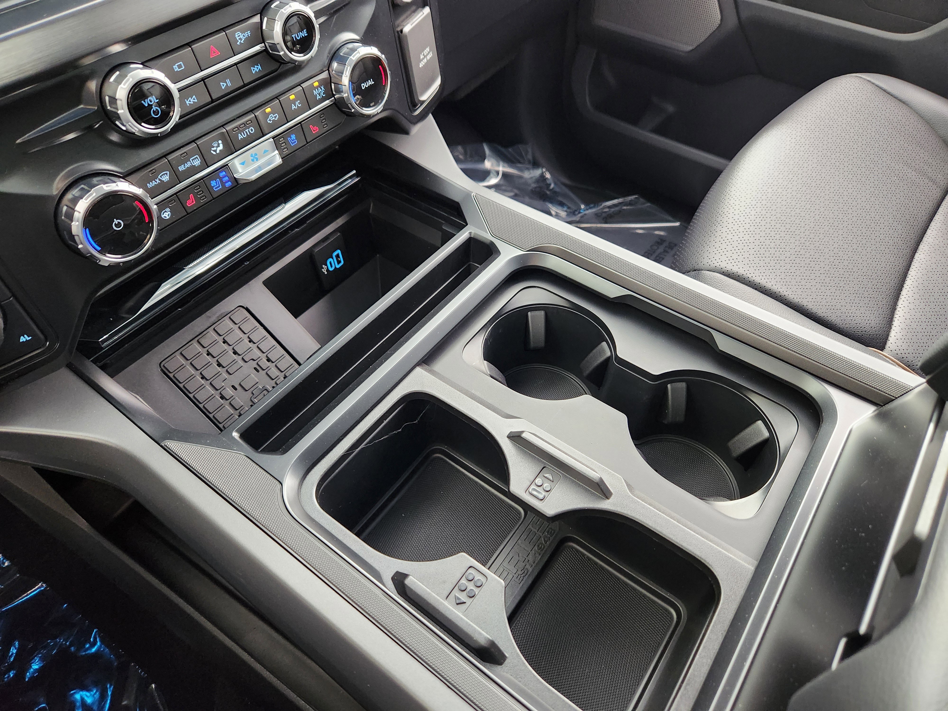 New 2026 Ford F250 Lariat image 16