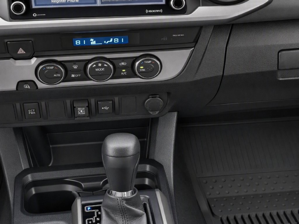 Used 2023 Toyota Tacoma SR5 RWD image 13