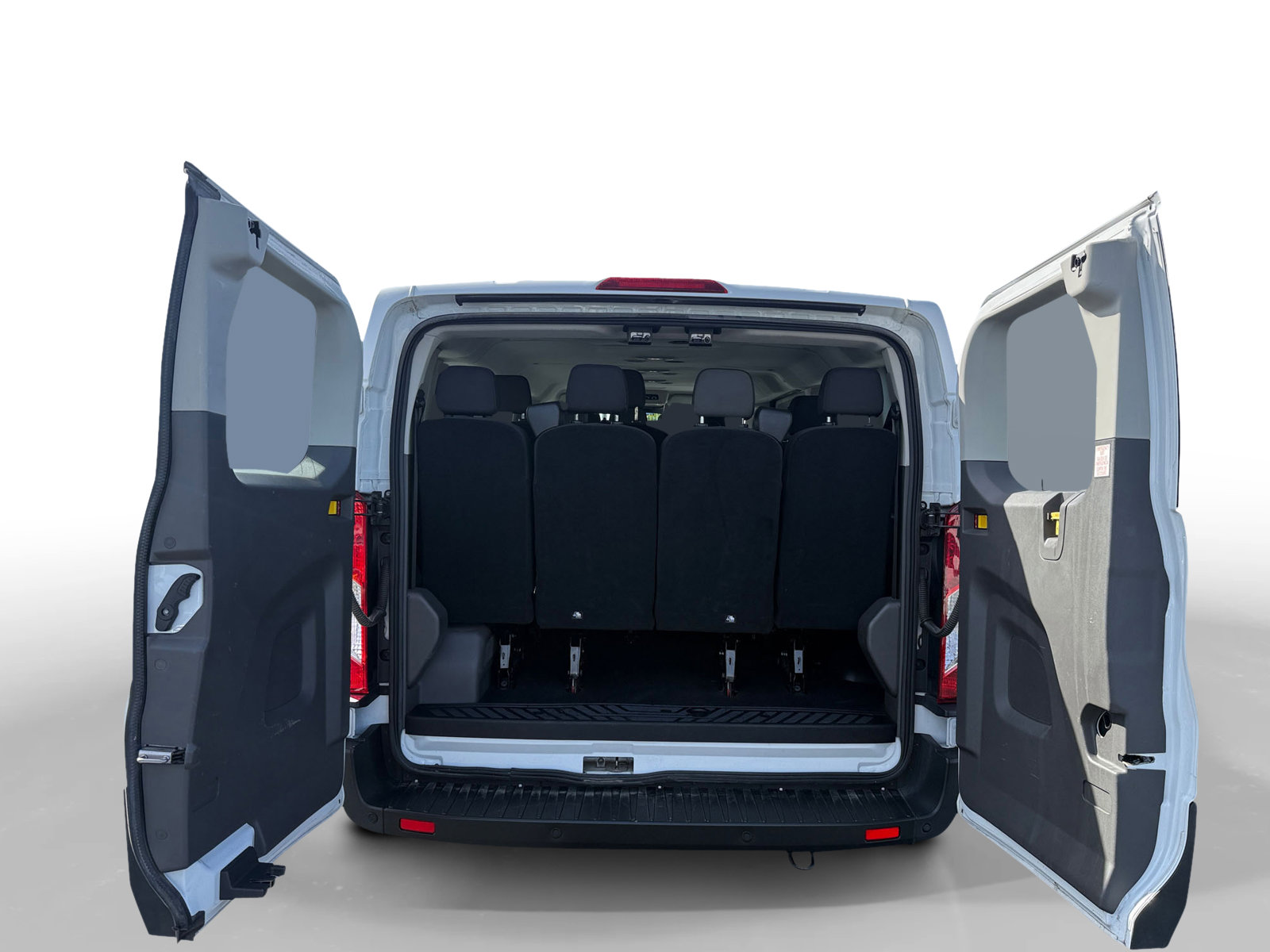 Used 2023 Ford Transit 350 XLT image 17