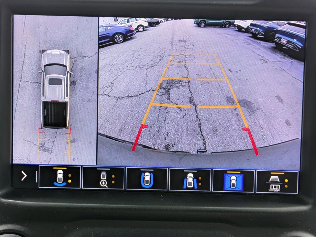 Used 2020 Chevrolet Silverado 1500 High Country w/ Technology Package image 22