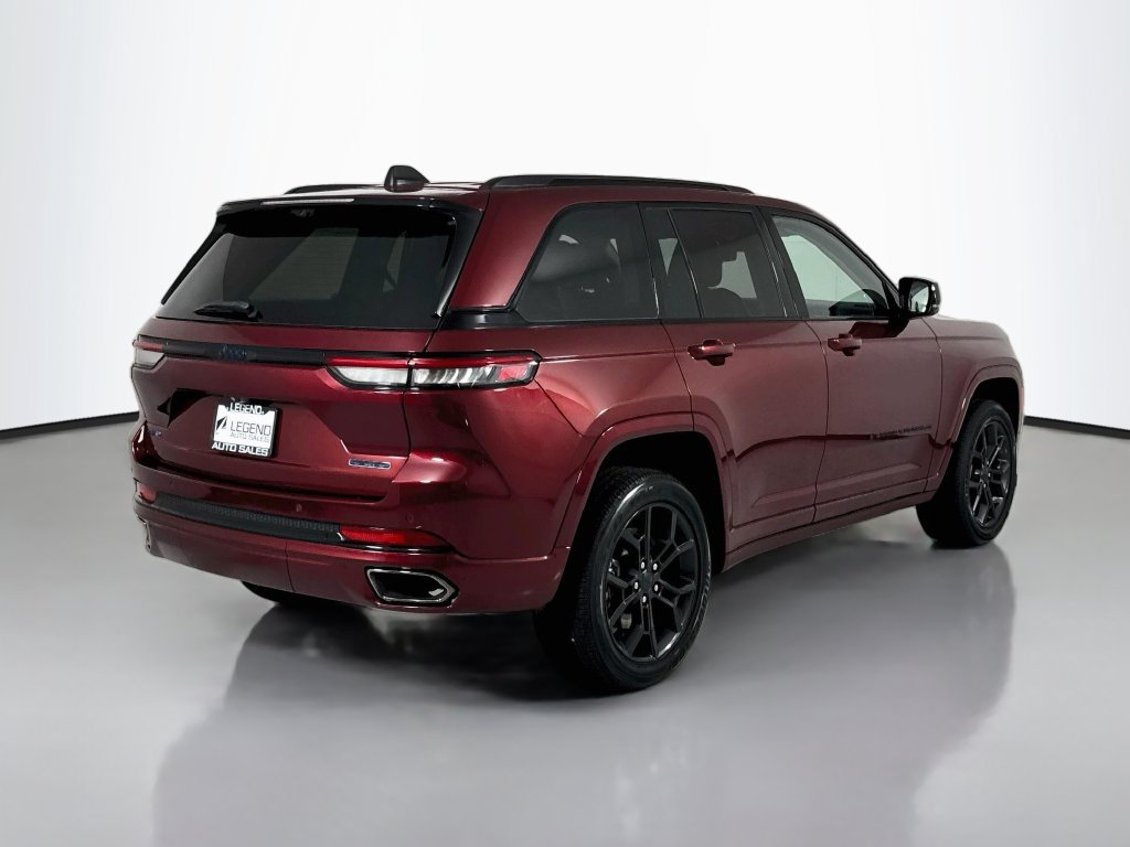Used 2023 Jeep Grand Cherokee 30th Anniversary AWD/4WD image 6