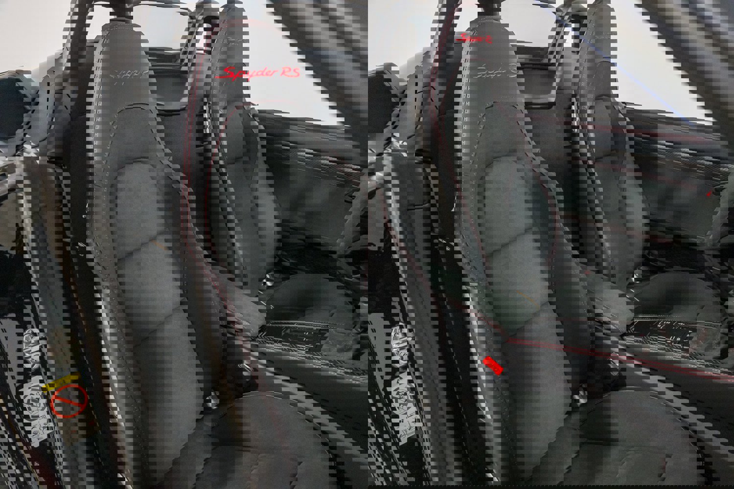 Used 2024 Porsche 718 Boxster Spyder RS w/ Light Design Package image 35