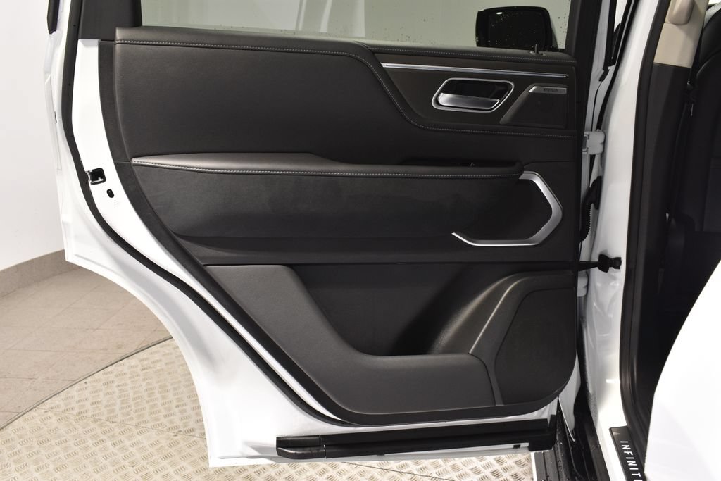 New 2026 INFINITI QX80 Luxe w/ Cargo Package AWD/4WD image 29