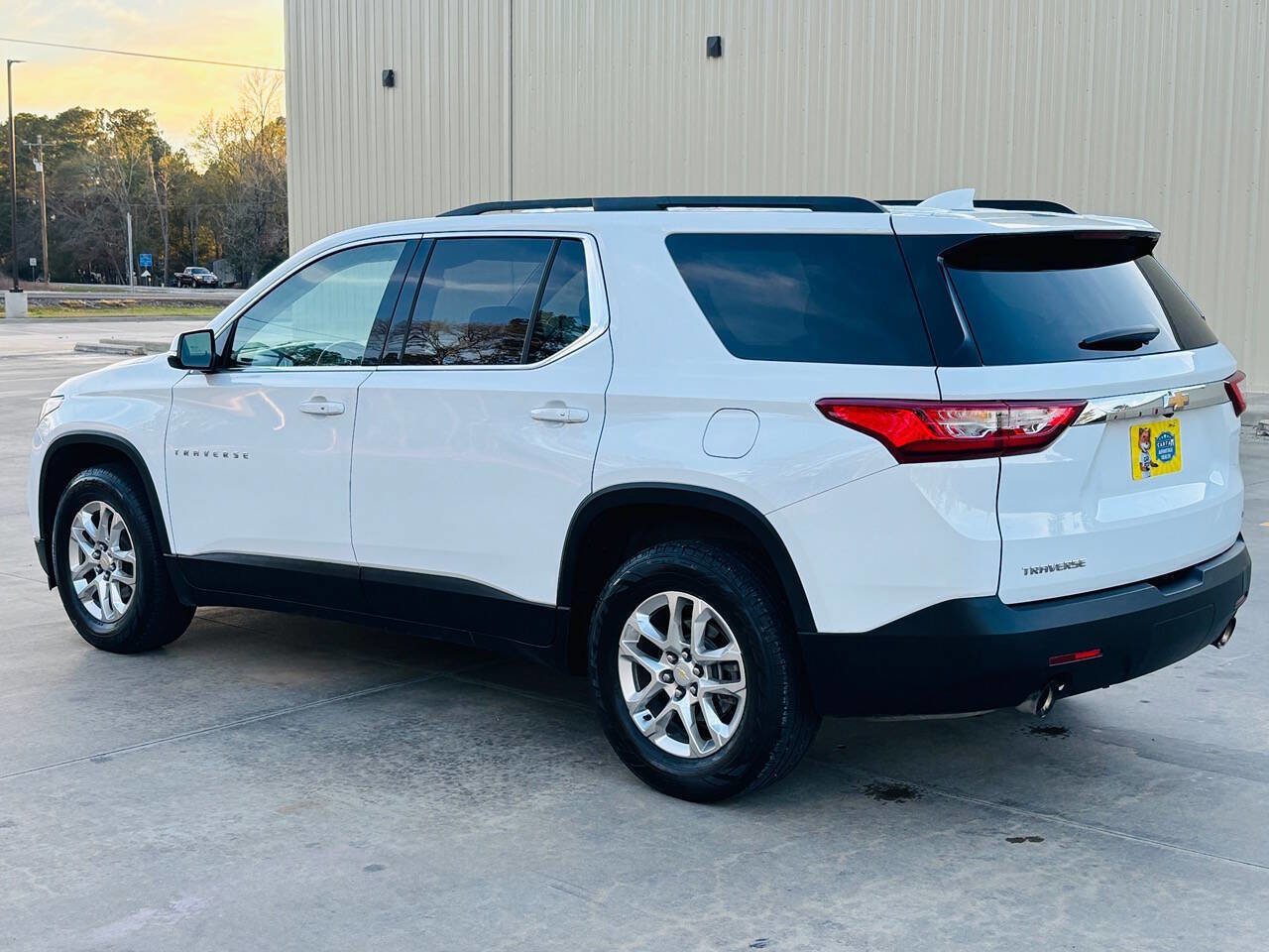 Used 2019 Chevrolet Traverse LT image 7