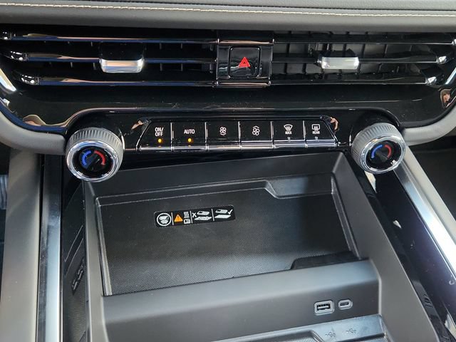 New 2026 Chevrolet Tahoe Premier w/ Sun And Tow Package AWD/4WD image 31