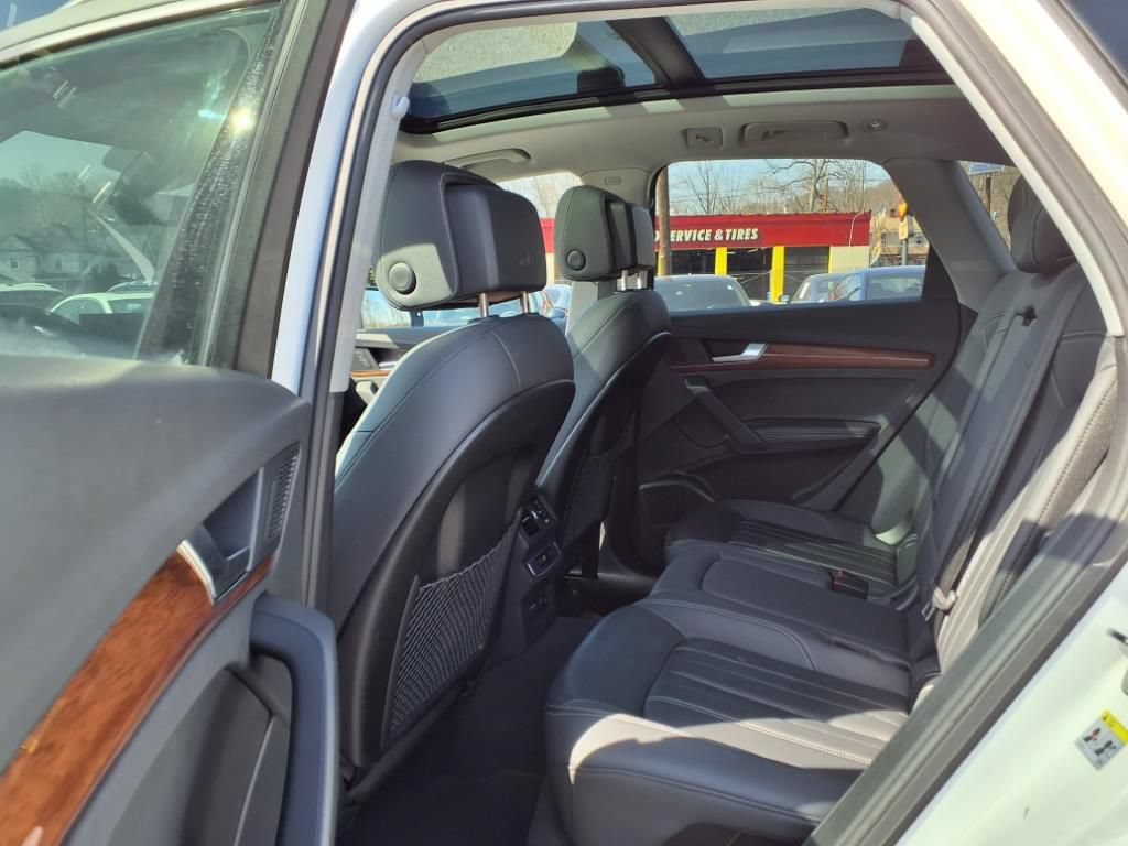 Used 2023 Audi Q5 2.0T Premium Plus AWD/4WD image 16
