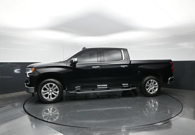 Used 2023 Chevrolet Silverado 1500 LTZ w/ LTZ Premium Package AWD/4WD image 3