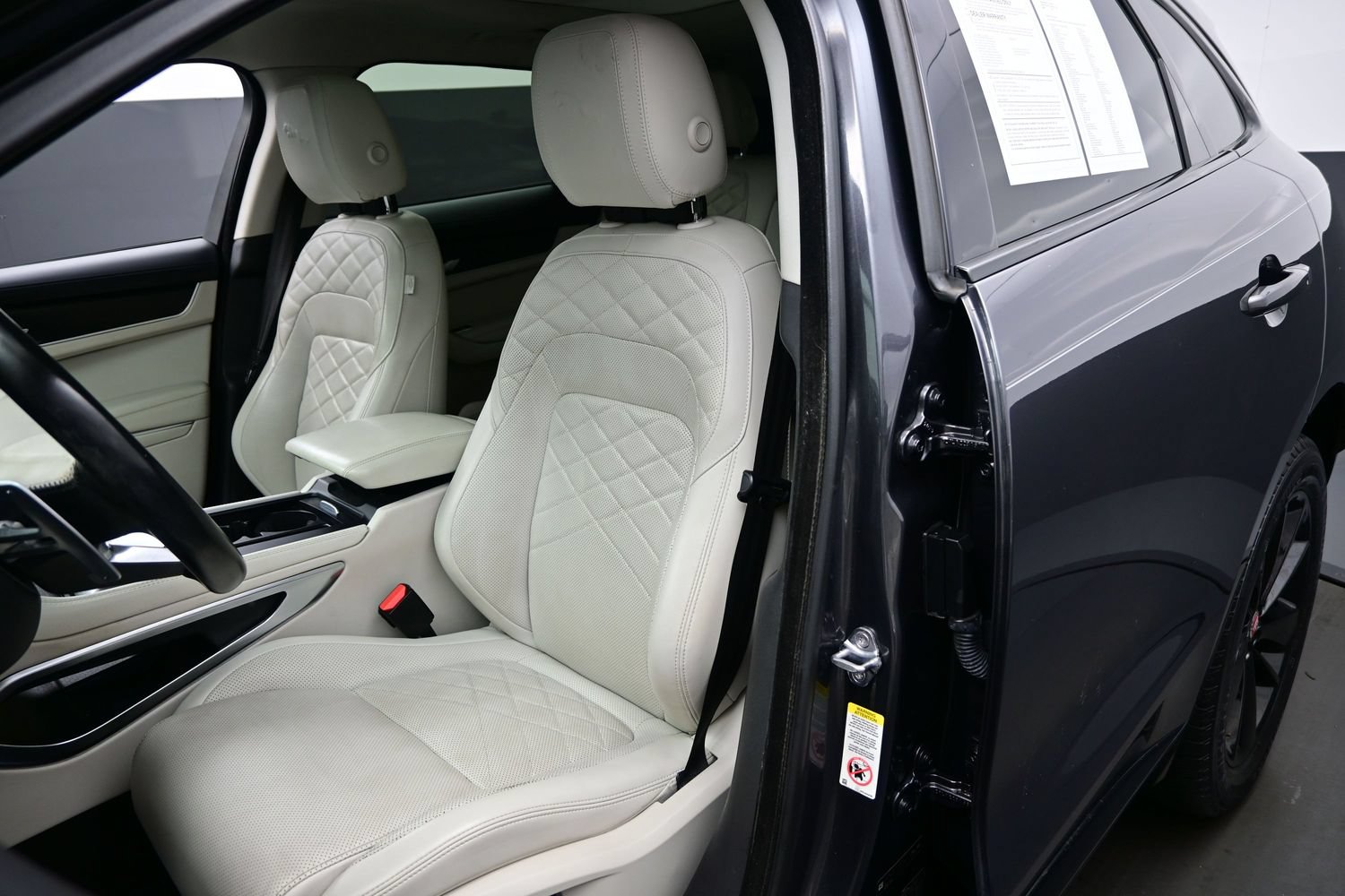 Used 2022 Jaguar F-PACE S AWD/4WD image 14