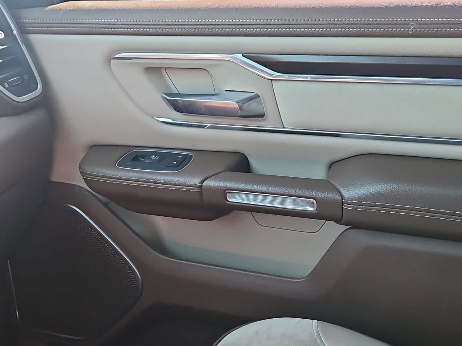 Used 2021 RAM 1500 Laramie image 21