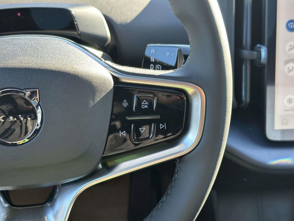 New 2026 Volvo EX30 Cross Country Ultra w/ Protection Package Premier AWD/4WD image 8