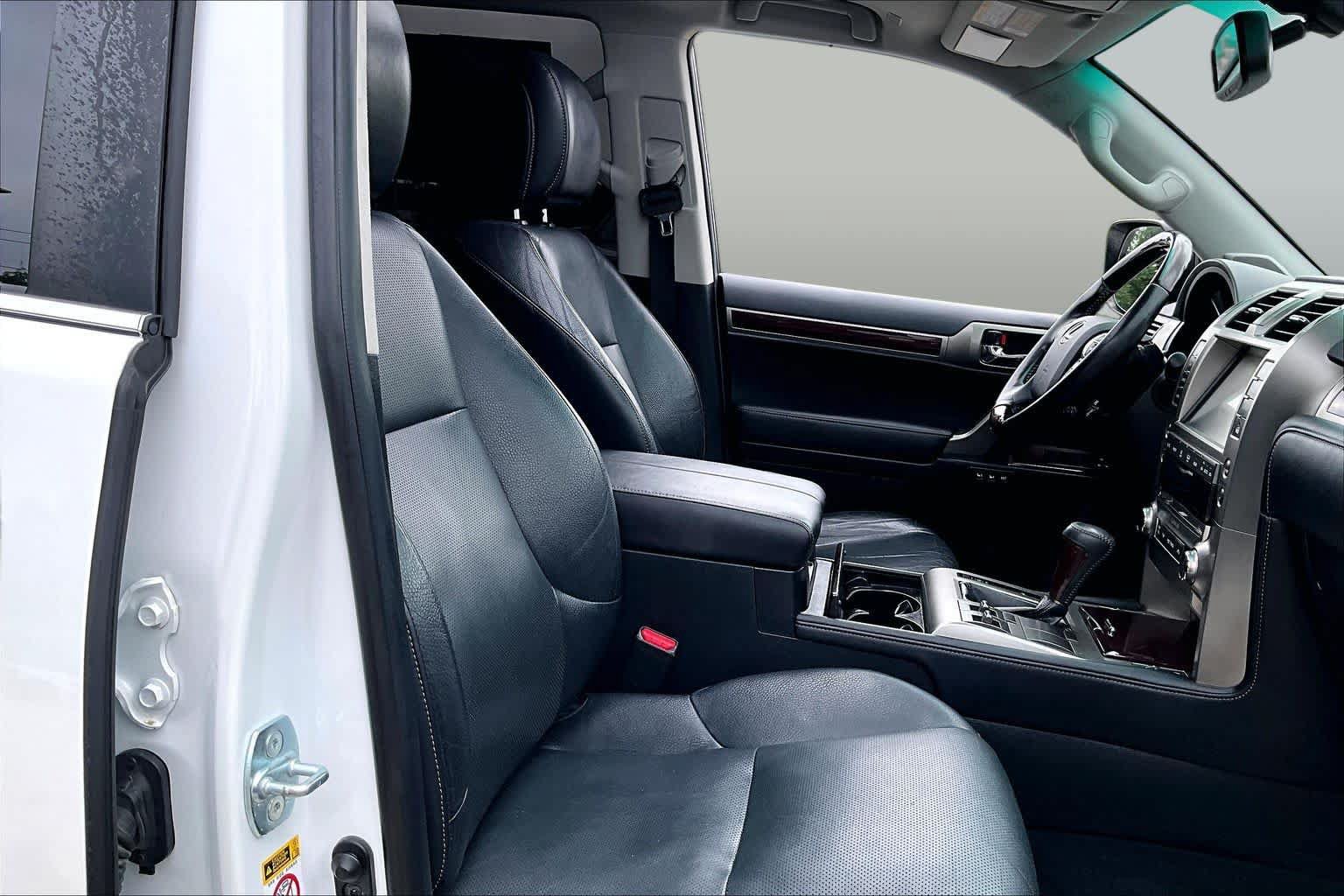 Used 2019 Lexus GX 460 Premium AWD/4WD image 9