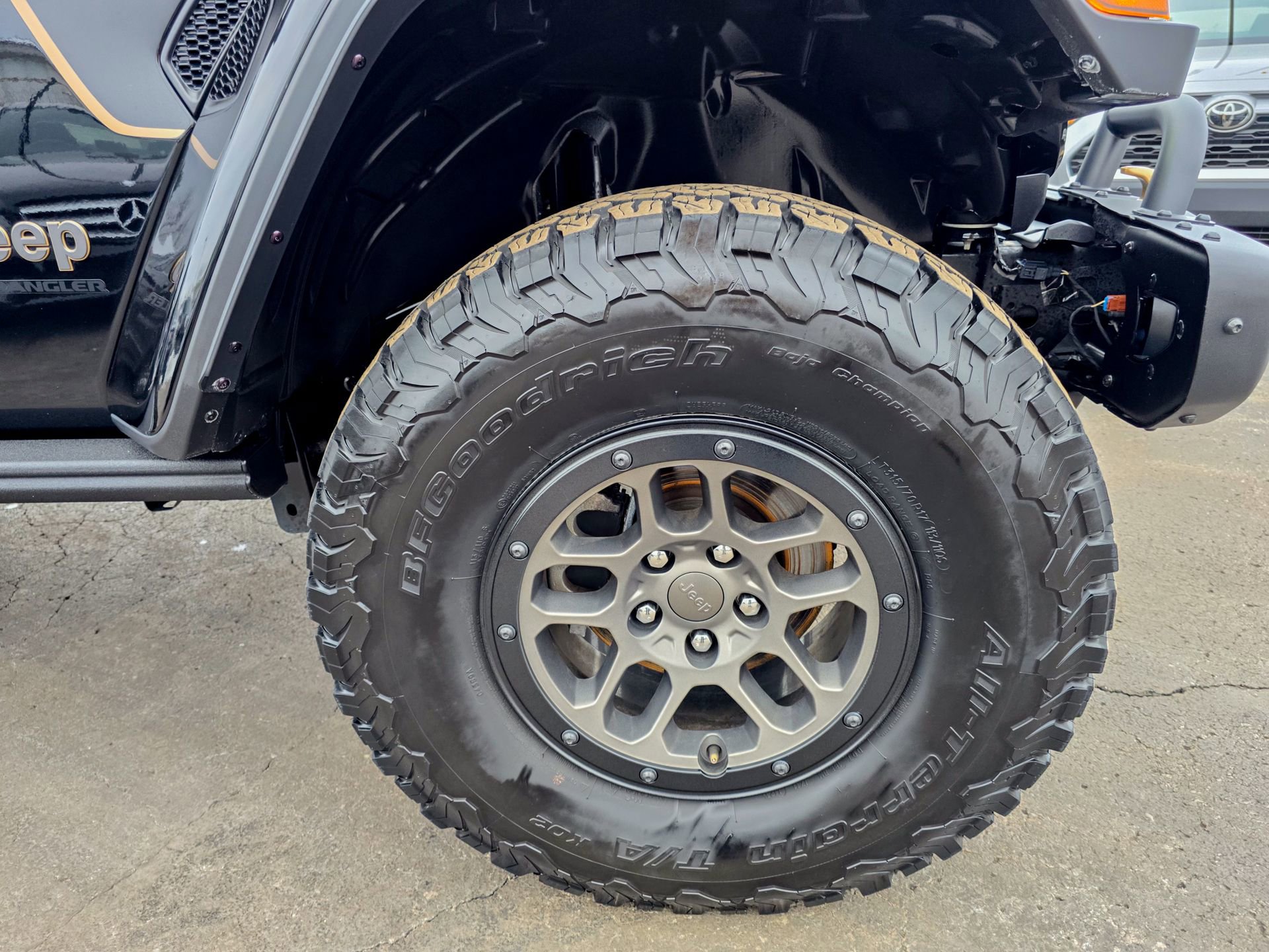 Used 2023 Jeep Wrangler Unlimited Rubicon 392 image 28