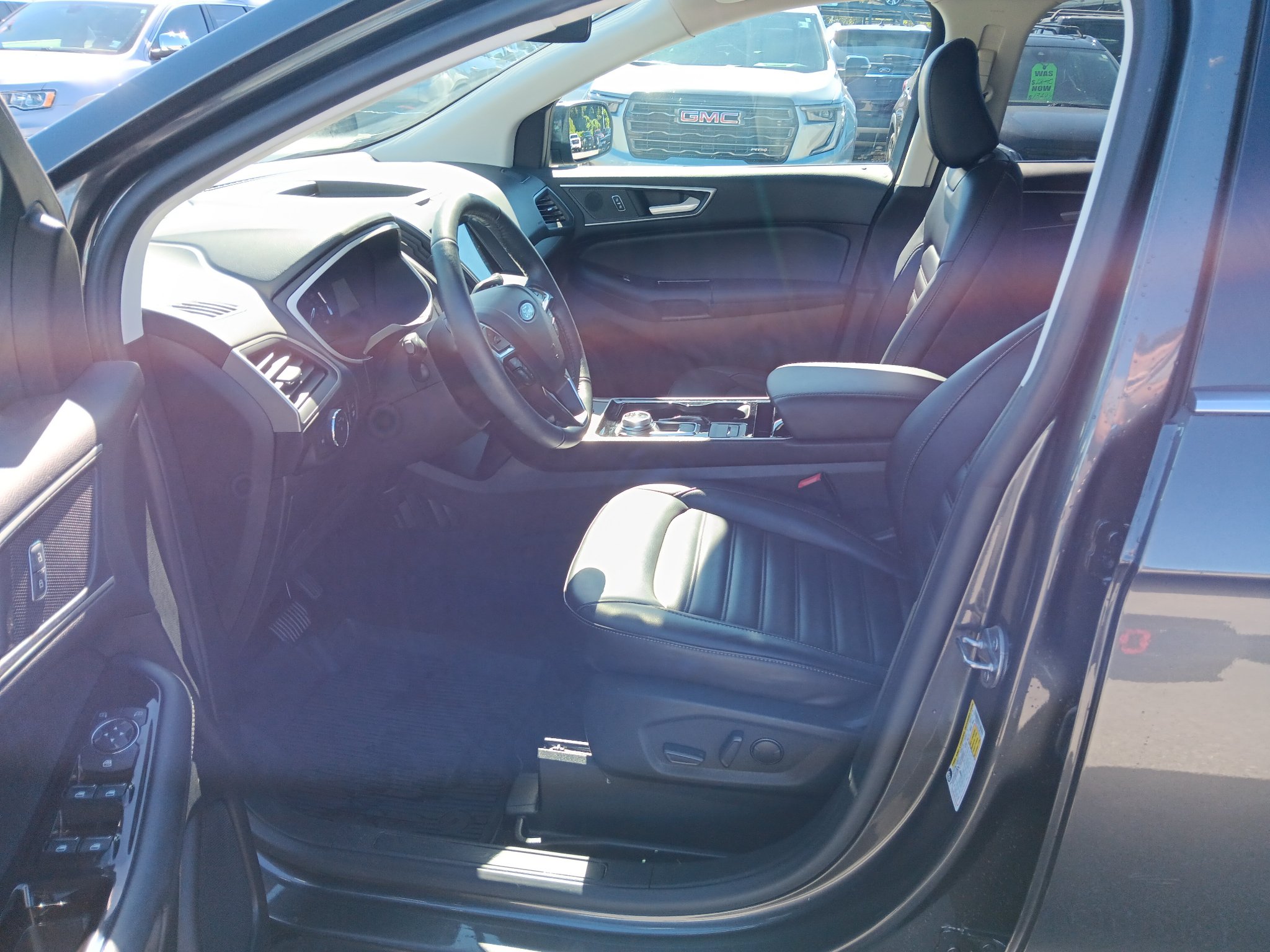 Used 2020 Ford Edge SEL w/ Convenience Package FWD image 11
