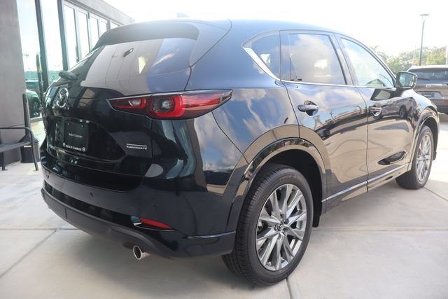 Used 2025 MAZDA CX-5 AWD 2.5 S w/ Premium Plus Pkg image 3