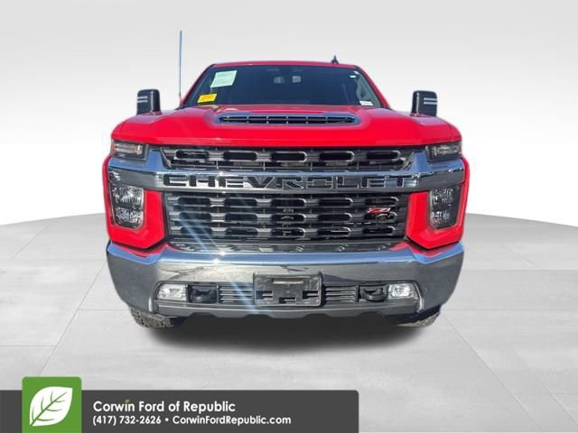 Used 2022 Chevrolet Silverado 2500 LT w/ Convenience Package image 2