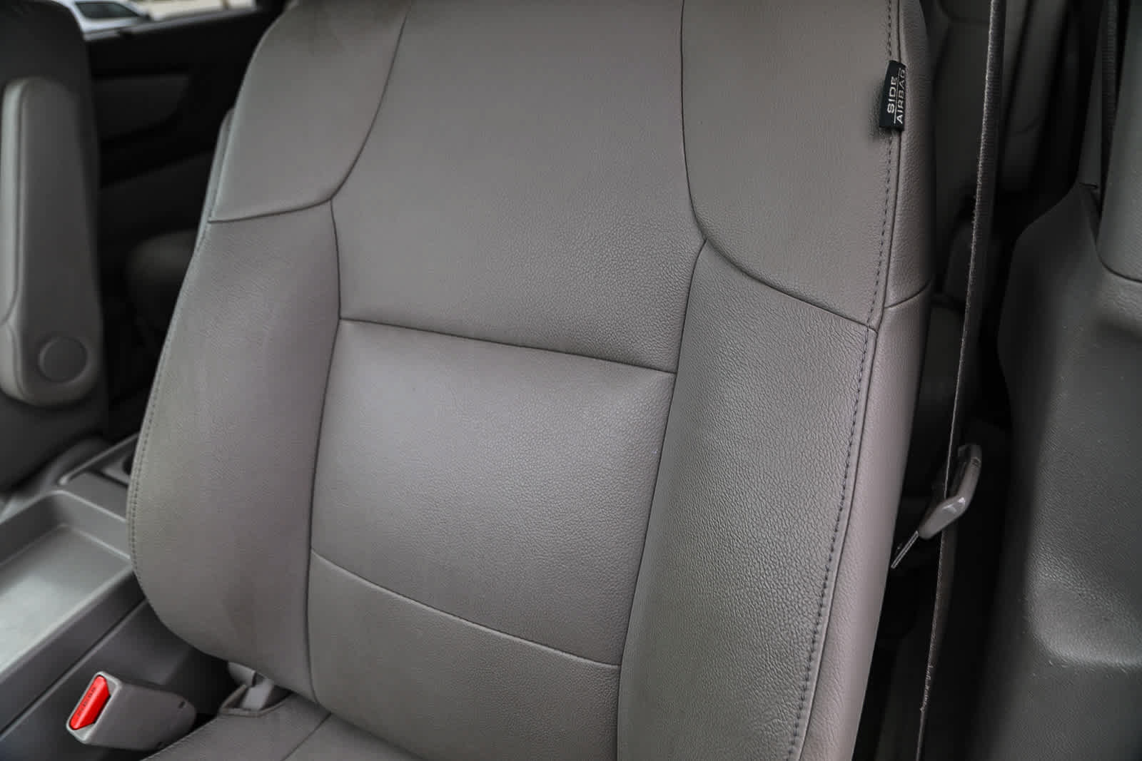 Used 2016 Honda Odyssey Touring Elite image 25