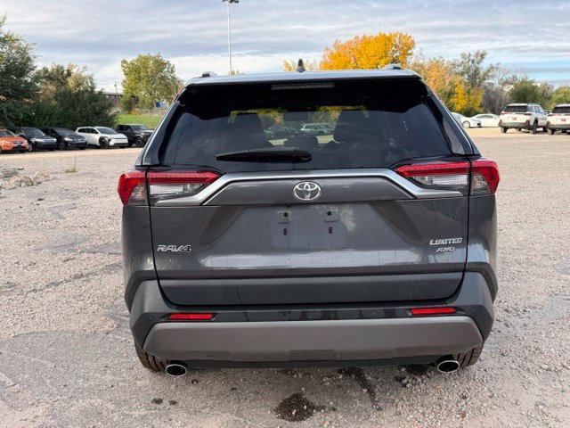 Used 2019 Toyota RAV4 Limited w/ Cold Weather Package AWD/4WD image 4