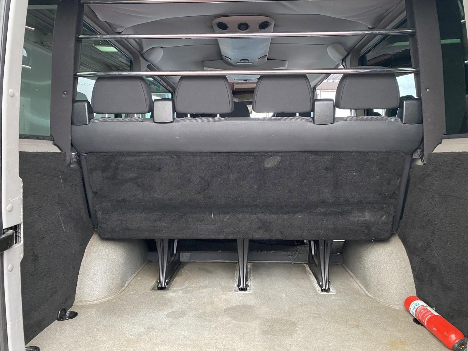 Used 2010 Mercedes-Benz Sprinter 2500 image 15