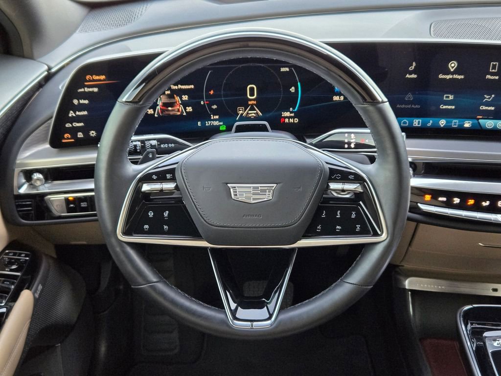 Certified 2024 Cadillac Lyriq Luxury w/ Nappa Leather Package image 15