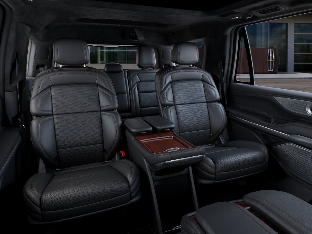 New 2027 Lincoln Navigator Black Label AWD/4WD image 11