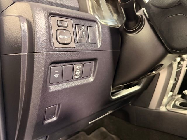 Used 2019 Toyota 4Runner SR5 Premium AWD/4WD image 17