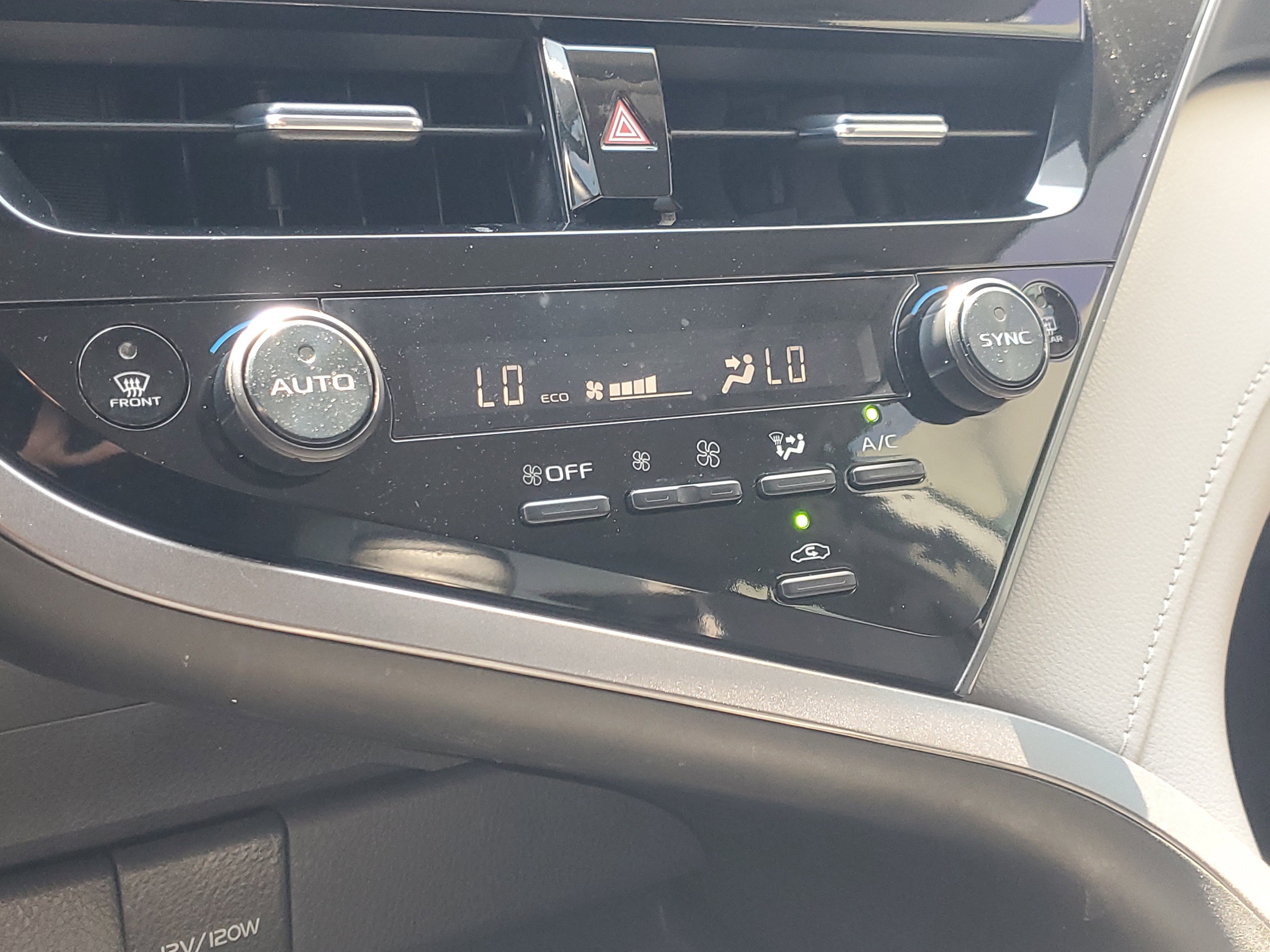 Used 2024 Toyota Camry LE FWD image 28