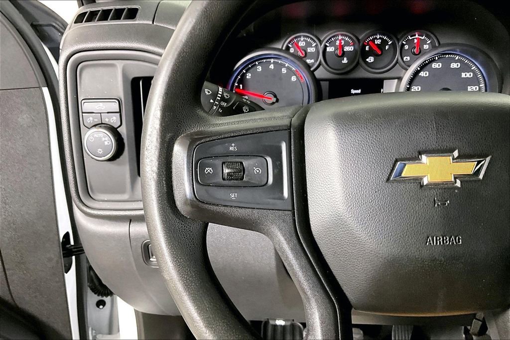 Used 2021 Chevrolet Silverado 1500 Custom image 18