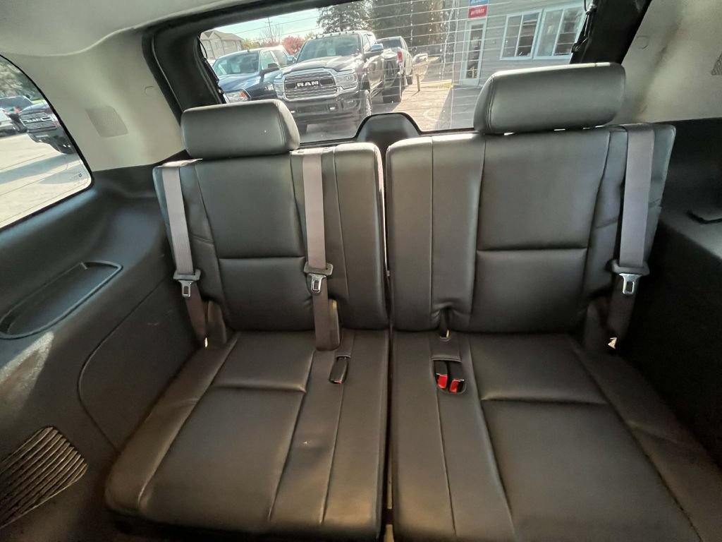 Used 2011 GMC Yukon Denali AWD/4WD image 28