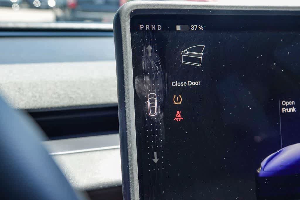 Used 2024 Tesla Model 3 Standard Range RWD image 17