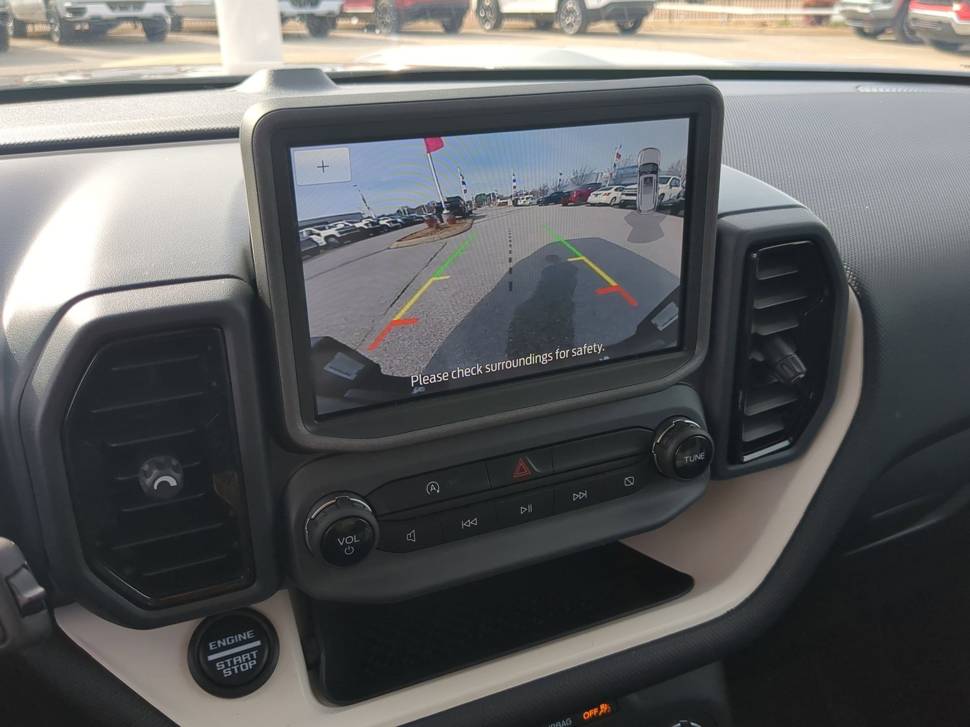 Used 2024 Ford Bronco Sport Heritage w/ Heritage Convenience Package image 17