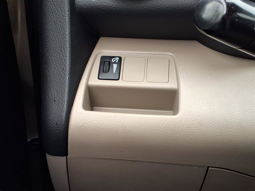 Used 2008 Toyota RAV4 4WD V6 image 19