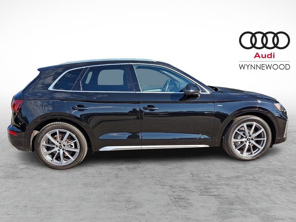 Used 2023 Audi Q5 e Premium Plus w/ Premium Plus Package AWD/4WD image 7