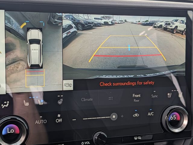 Used 2024 Lexus GX 550 w/ Accessory Package (2T) image 19