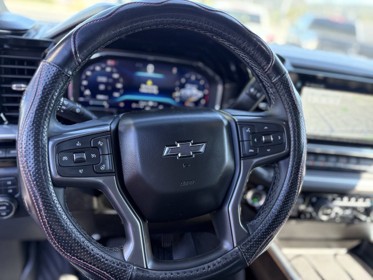 Used 2024 Chevrolet Silverado 2500 High Country w/ Midnight Edition AWD/4WD image 20