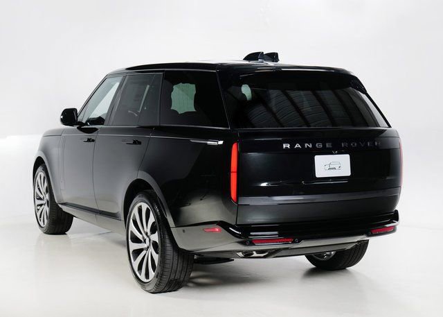 New 2025 Land Rover Range Rover SE image 30