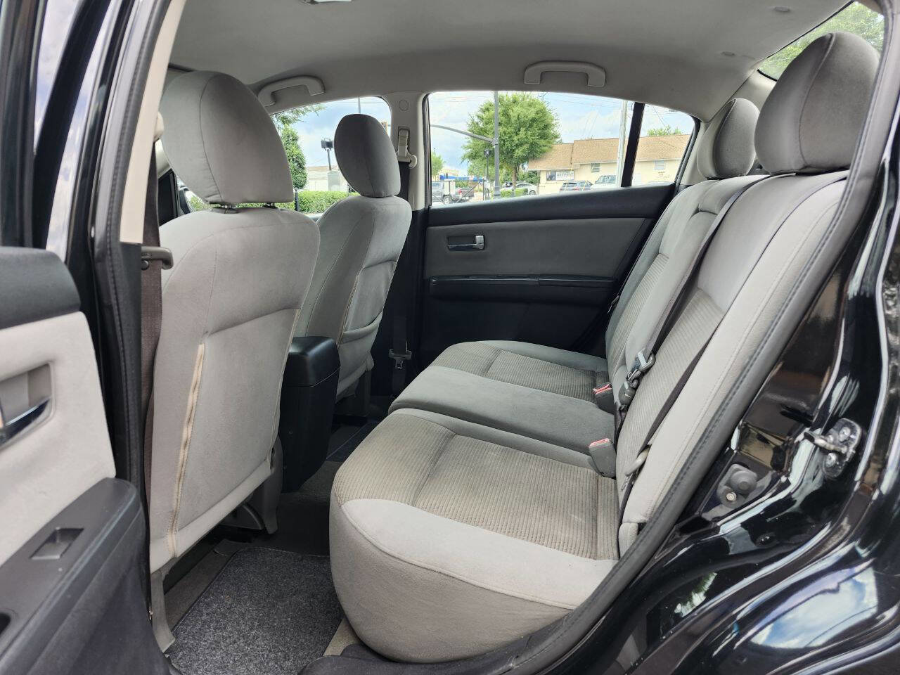 Used 2012 Nissan Sentra 2.0 S FWD image 5
