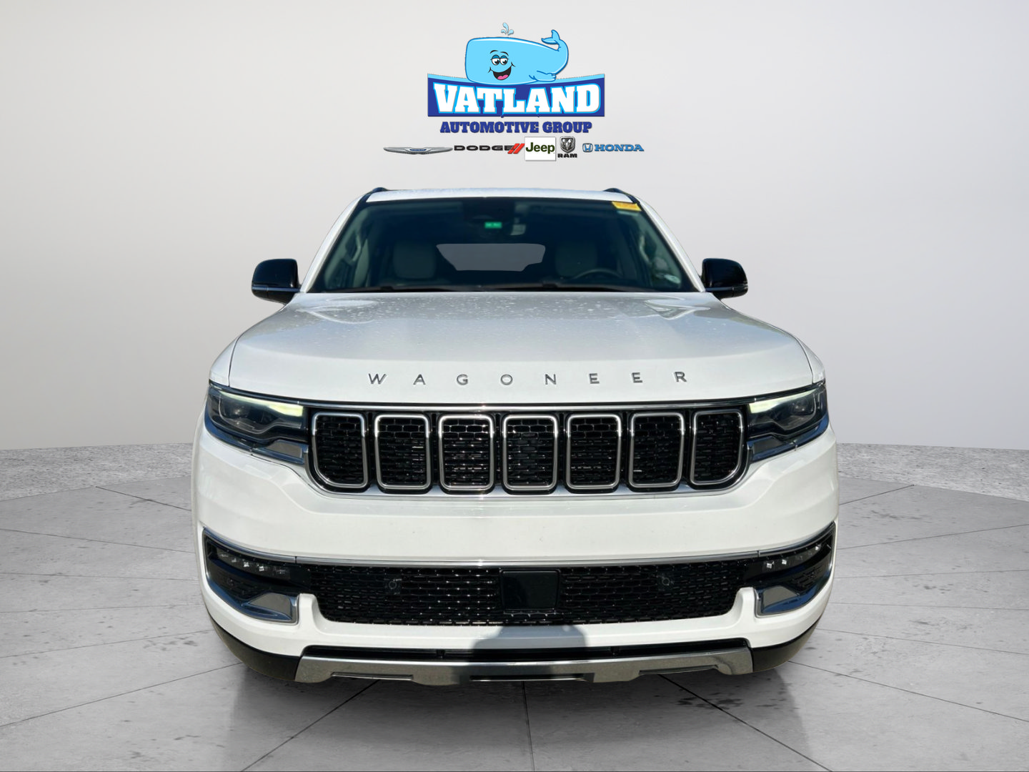 Used 2023 Jeep Wagoneer Series III w/ Preferred Equipment Group AWD/4WD image 8