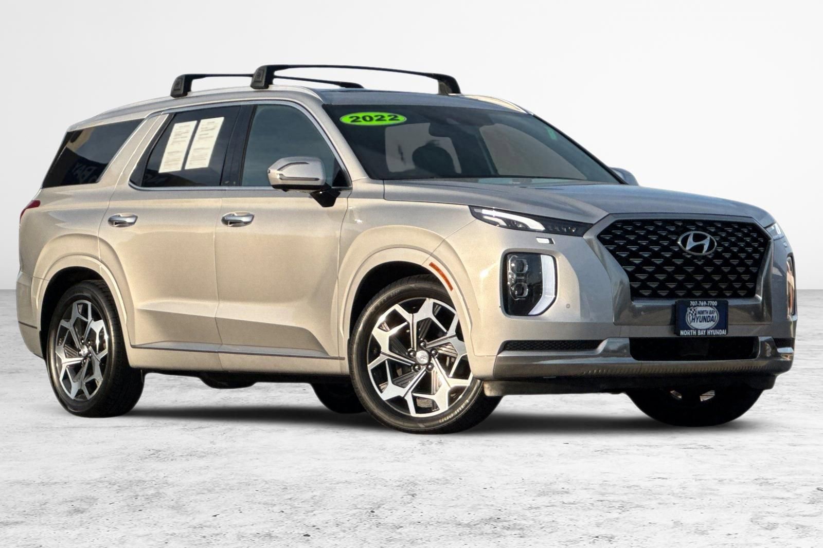 Used 2022 Hyundai Palisade Calligraphy w/ Winter Package image 2